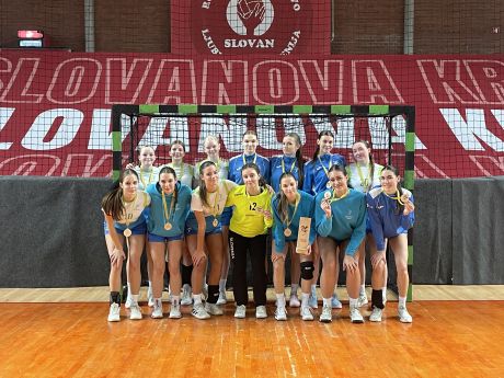 Občinske prvakinje - čestitke!