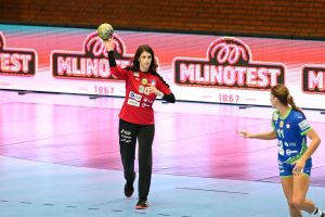 DIJANA ĐAJIĆ - bivša dijakinja rokometnih oddelkov gimnazija Šiška