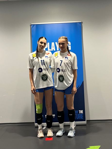 TINKARA RAKOVEC in LARA ERMENC - čestitke!